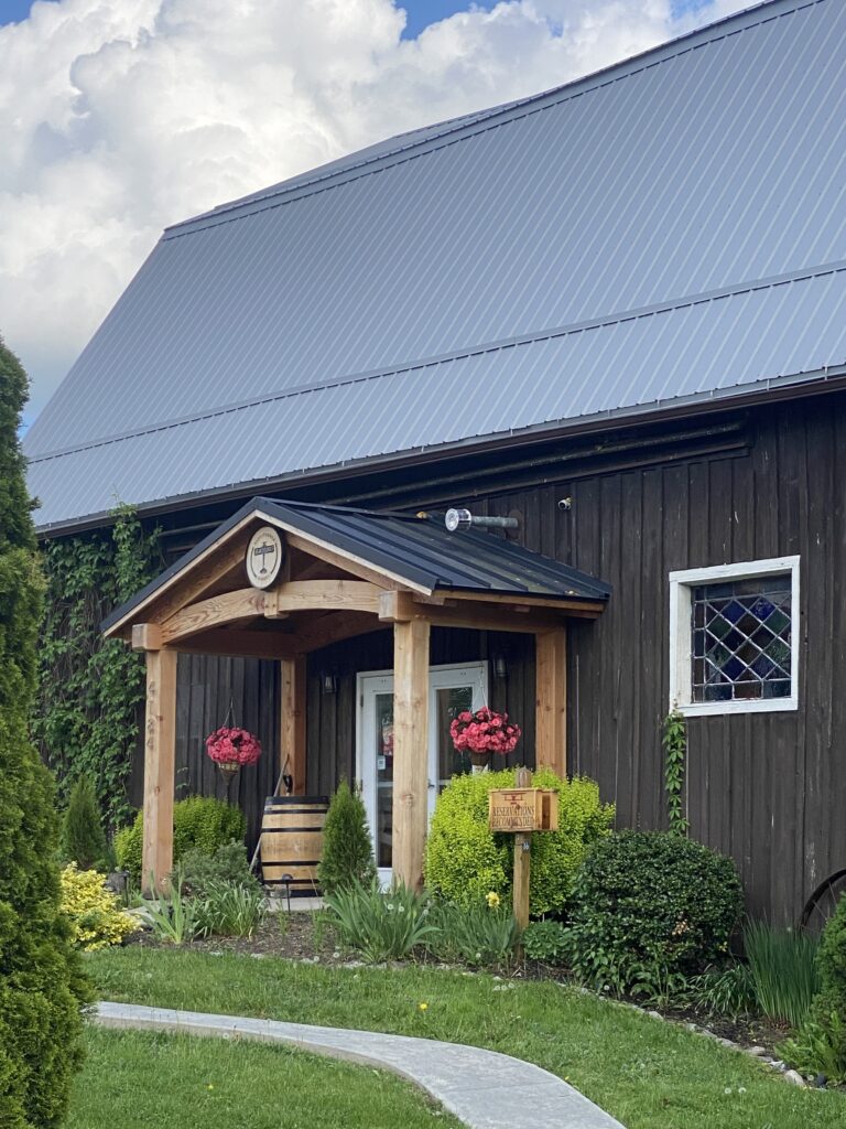 Barnstormer Winery tasting room in full bloom for the busy season!